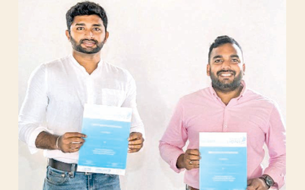 Samaridu Vitharana and Minidu Alles