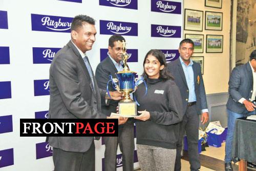 Yeheni, Lakman bag National squash titles