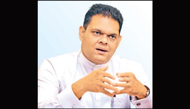 GAYAN pol LAKEHOUSE02