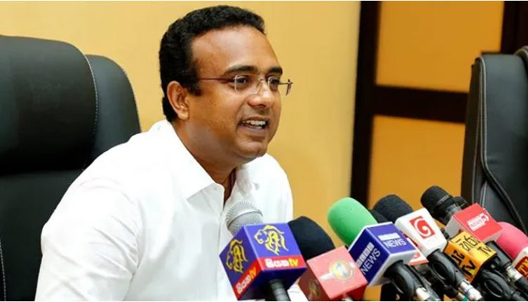 Manusha nanayakkara lakehouse gayan04