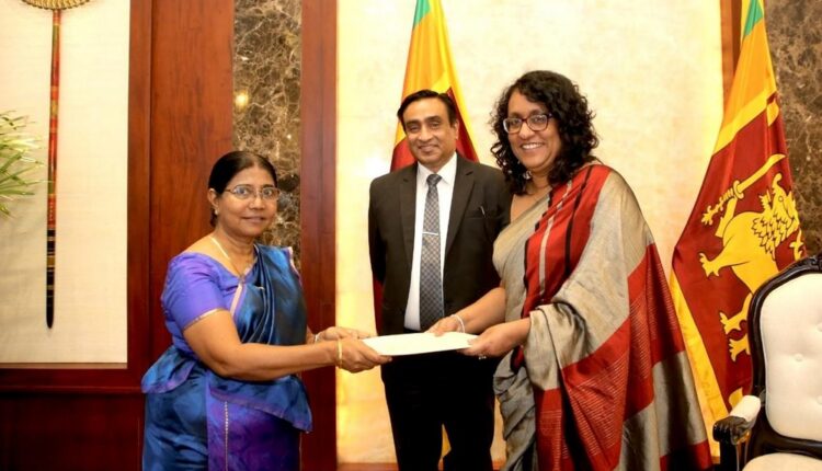 Prof. Manjula Vithanapathirana assumes duties as 14th Director General of the National Institute of Education 1