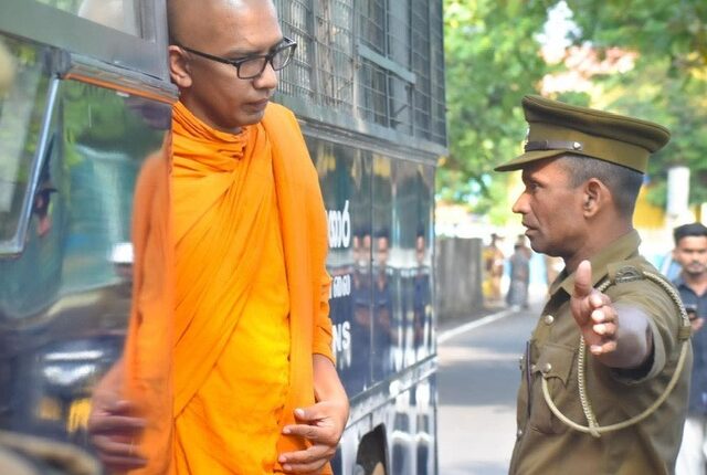 9b6d75b7 dad5 4d9c 936f 3141dae6e499