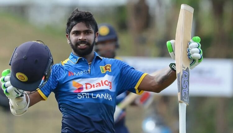 Niroshan Dickwella 1