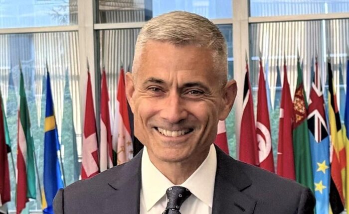 Paul kapur US Asst Secretary