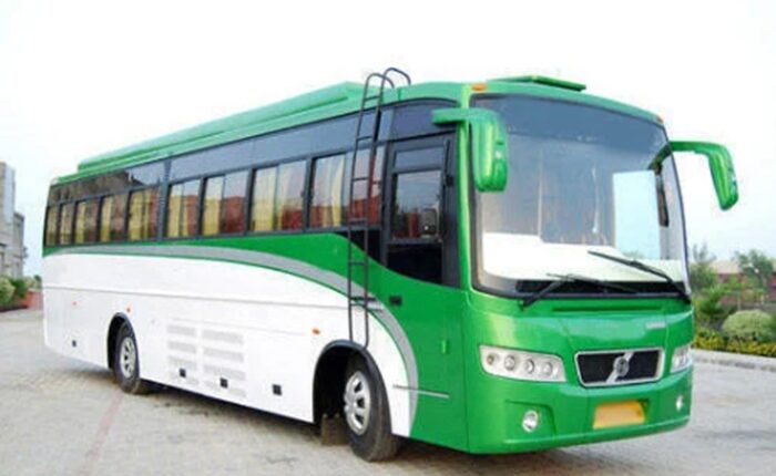 deluxe buses
