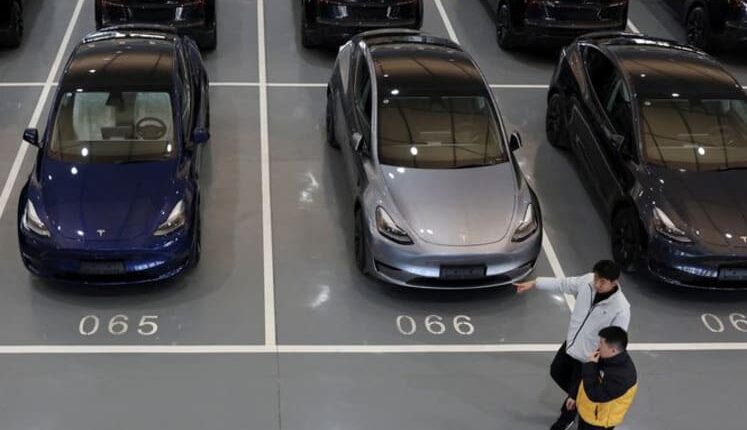2026 06 02T112901Z 1 LYNXMPEM510U5 RTROPTP 3 TESLA CHINA