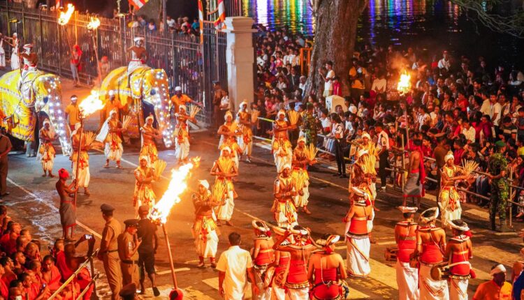 Kandy Esala Perahera 2