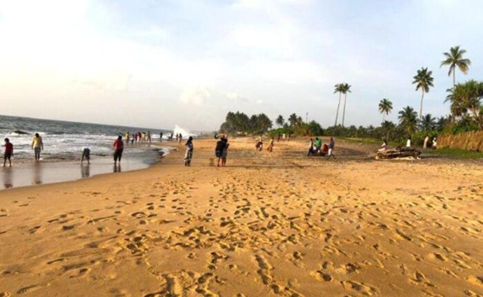 Pamunugama beach