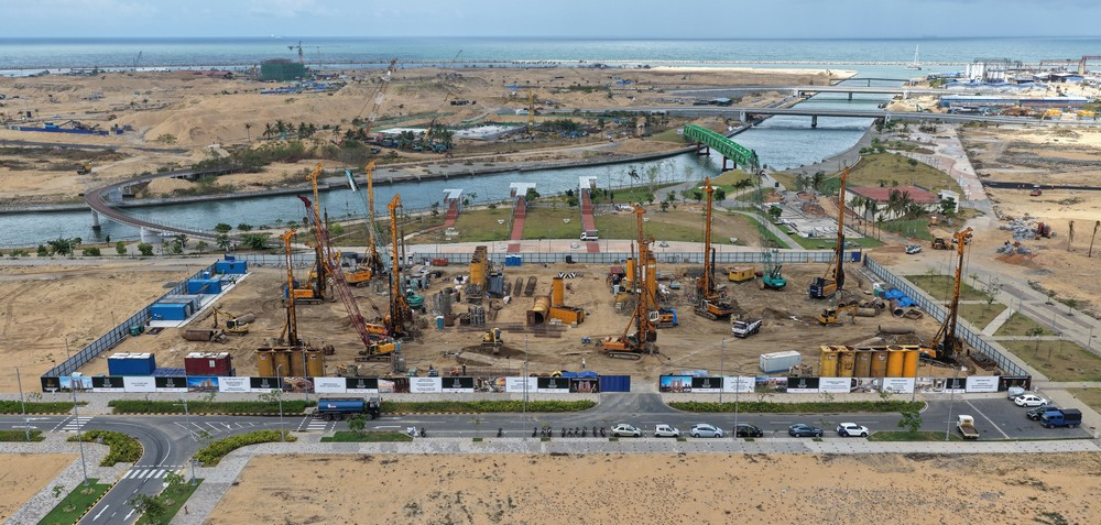 Home Lands Completes 60% Piling Work of ‘Central Park Boulevard Port City Colombo