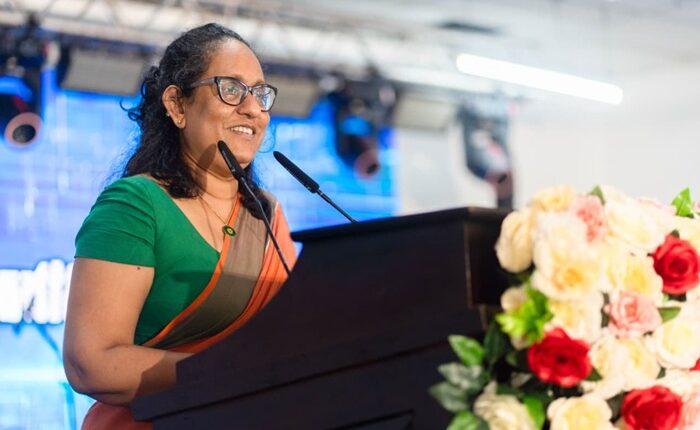 Harini Amarasuriya 5